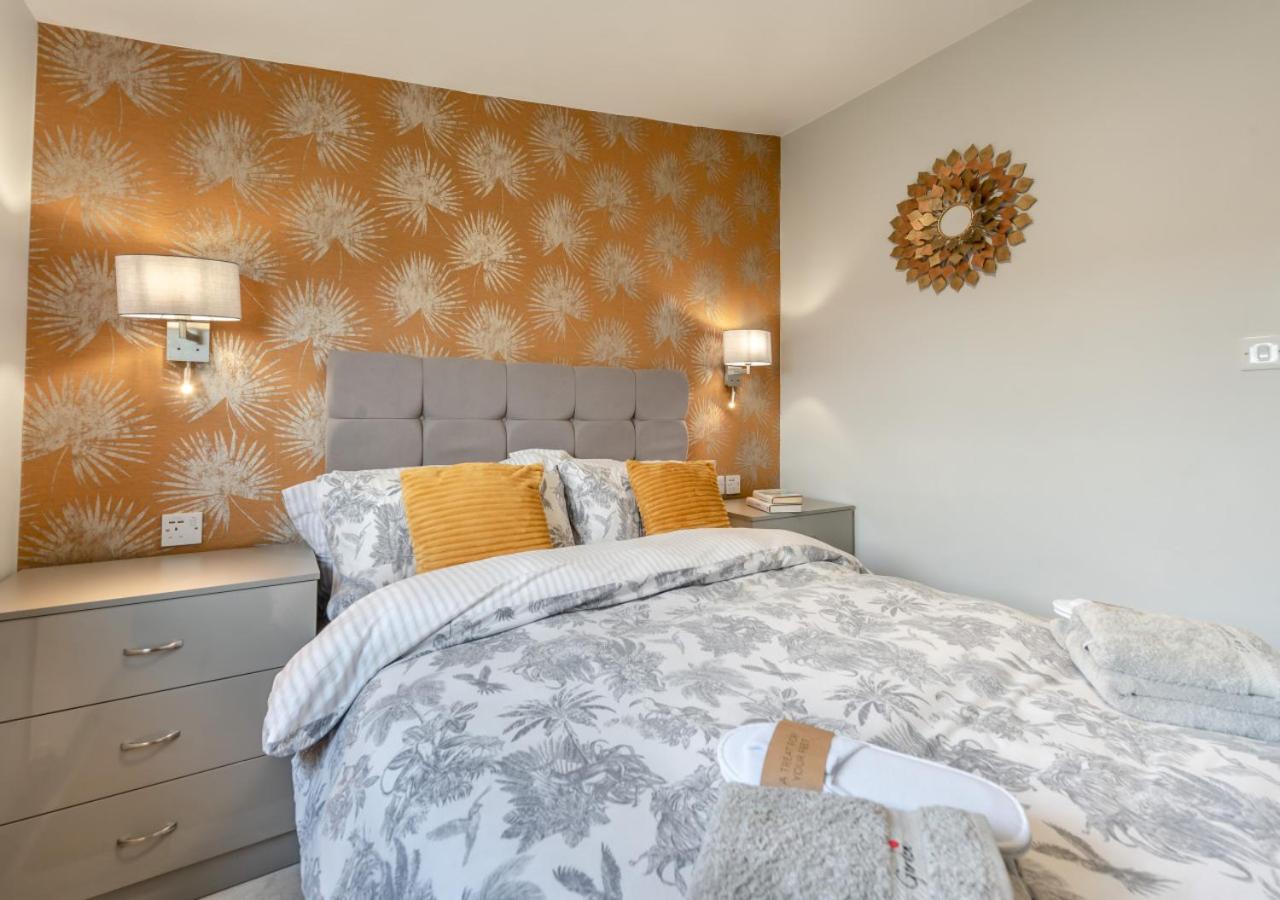 2 Bed in Llangain oc-h30184