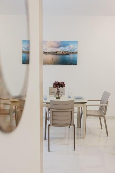 Mellieha 1BED with outside terrace by Homely! view 5