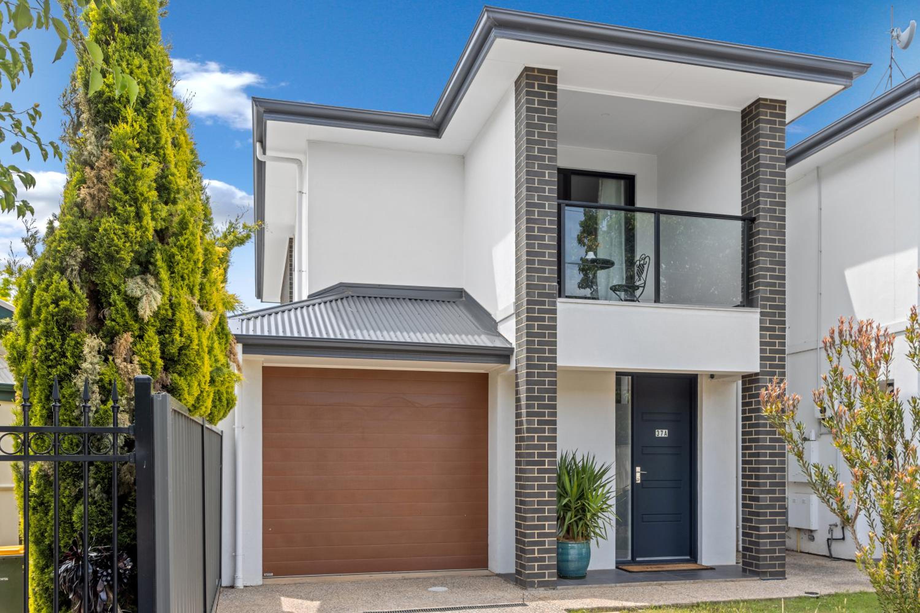 Hotel Entire 2 Storey Home In Tranmere