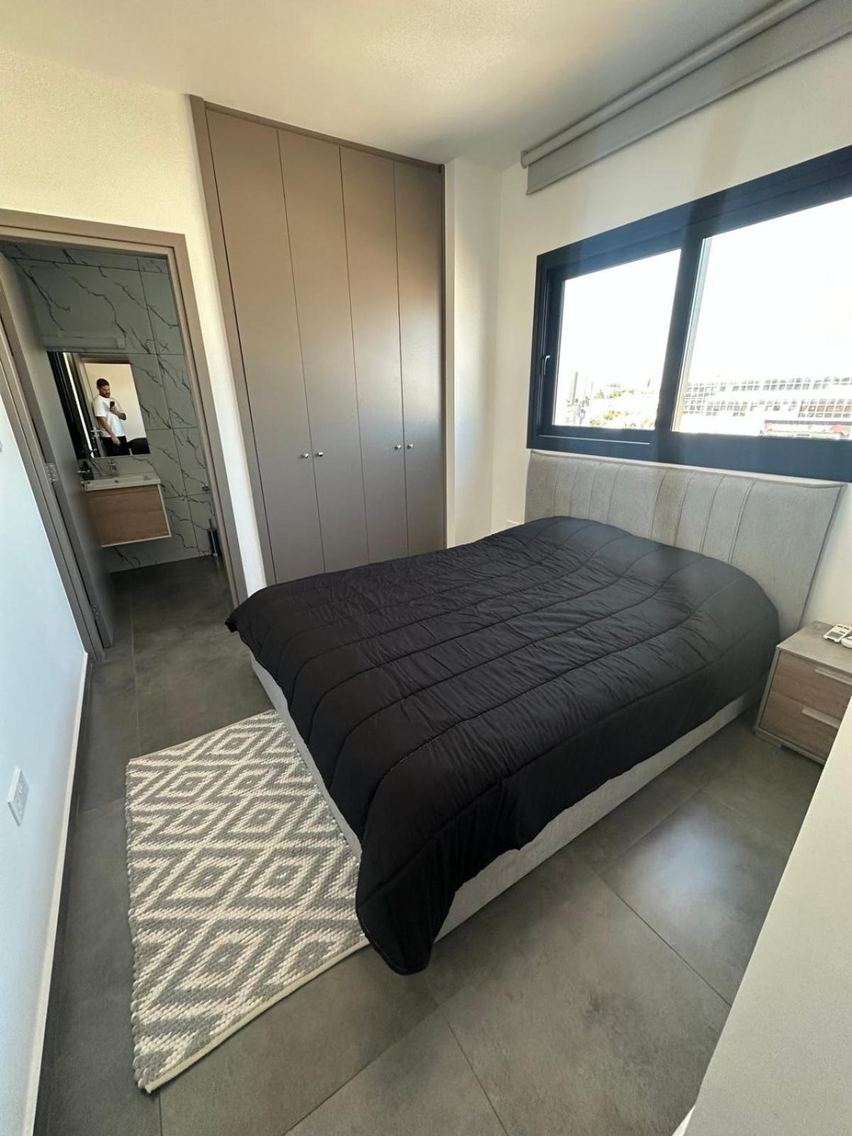 Luxurious two bedroom apartment with roof garden