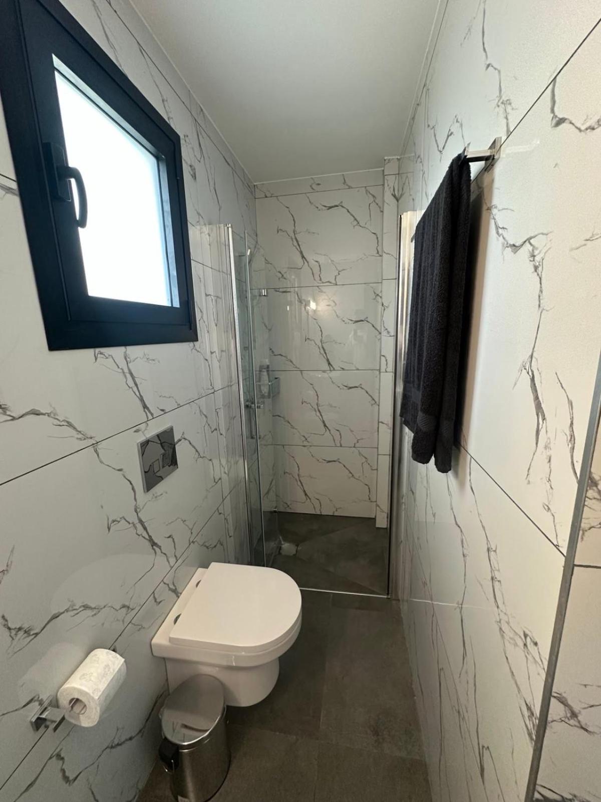 Luxurious two bedroom apartment with roof garden