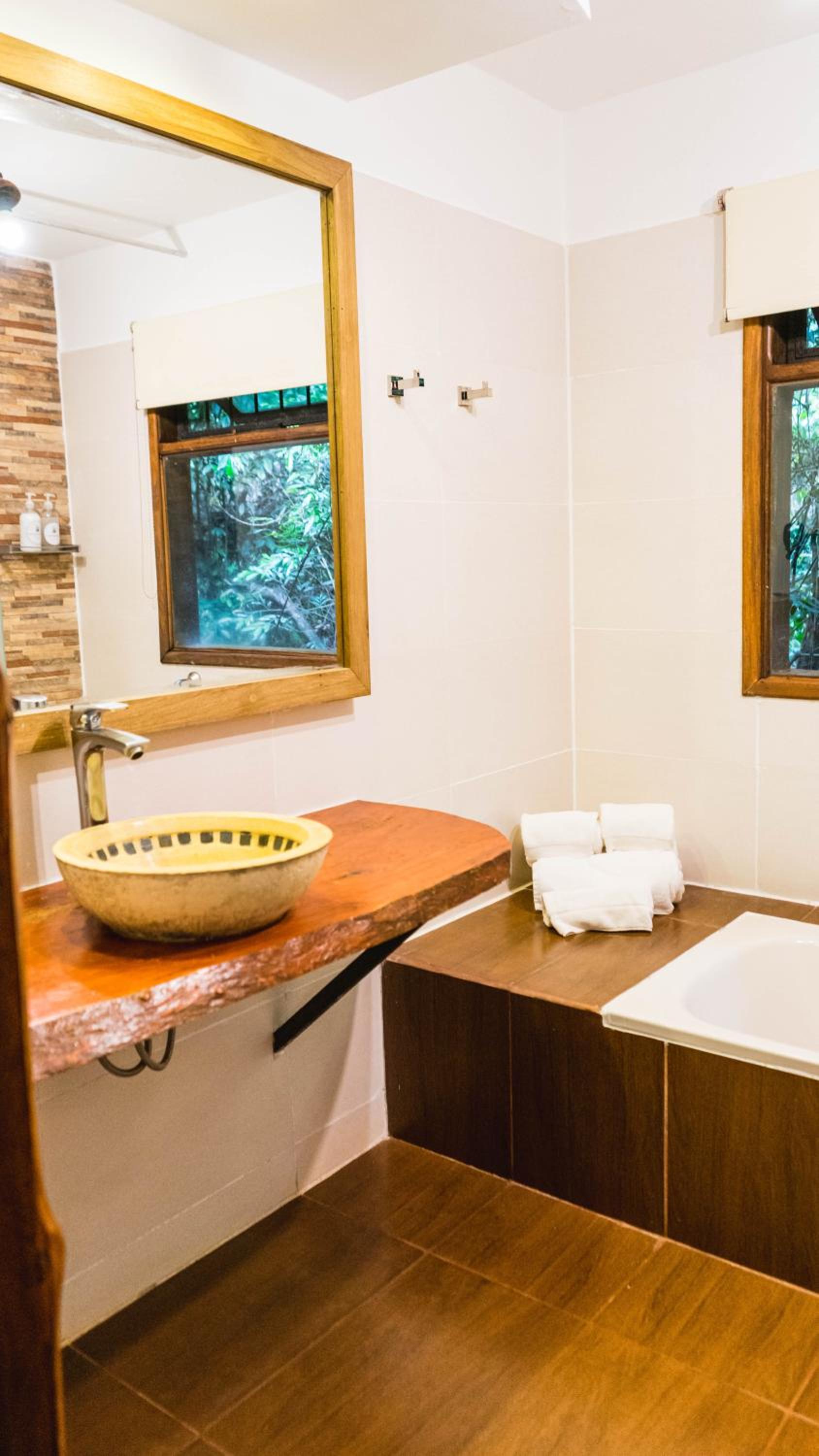 La Aldea De La Selva Lodge