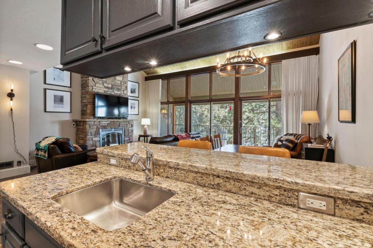 Gorgeous Mtn Villa, Ski, Golf, Pickleball, Pool, Hot Tub, Fitness view 3