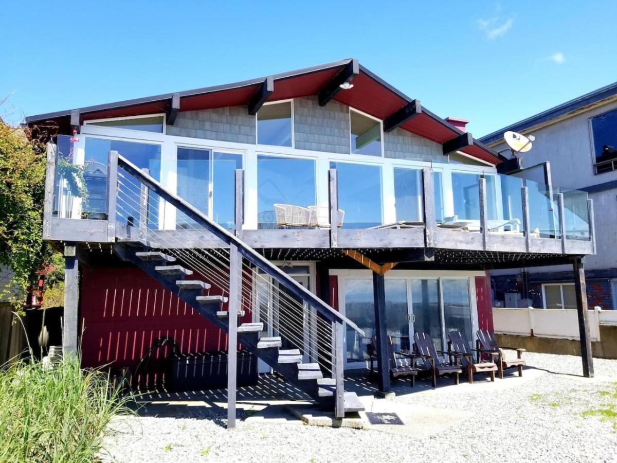 The Coastal Cottage - Direct Beach Access view 4