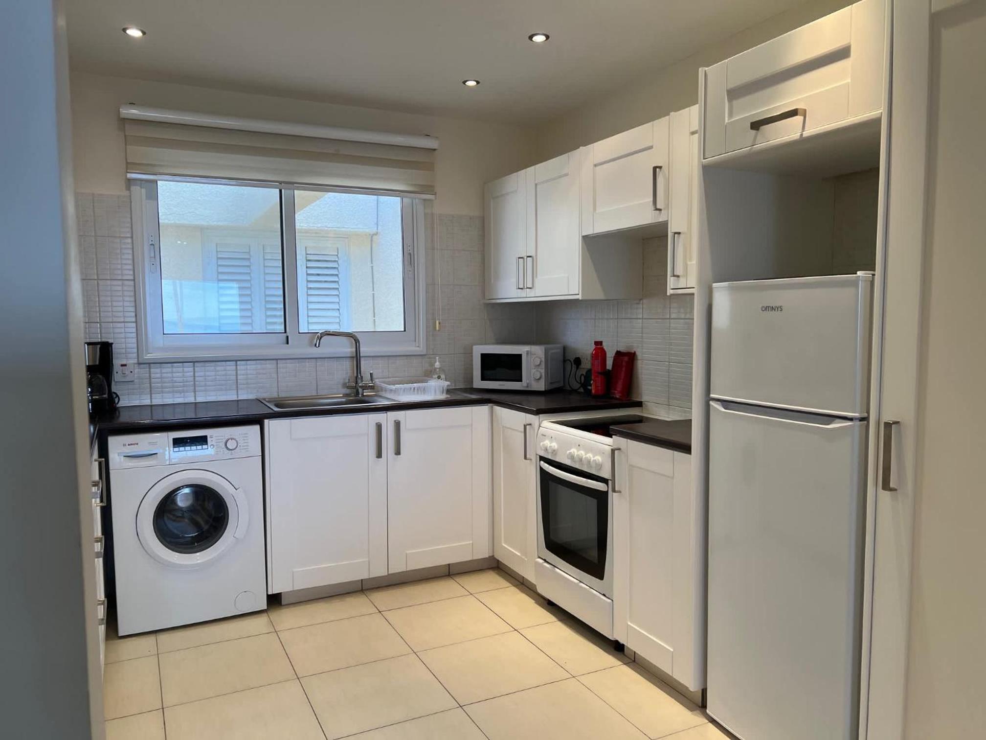 Lighthouse Beach - 3BR Seafront Apt 50m to Beach with Sea Views - Sleeps 6