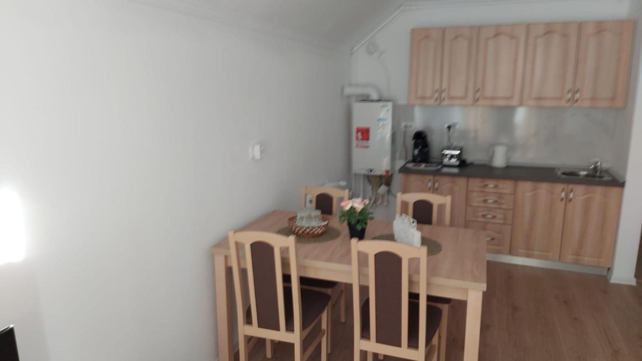 Apartament Domina - self check in - RO,EN,FR - 3stele, Ministerul Turismului
