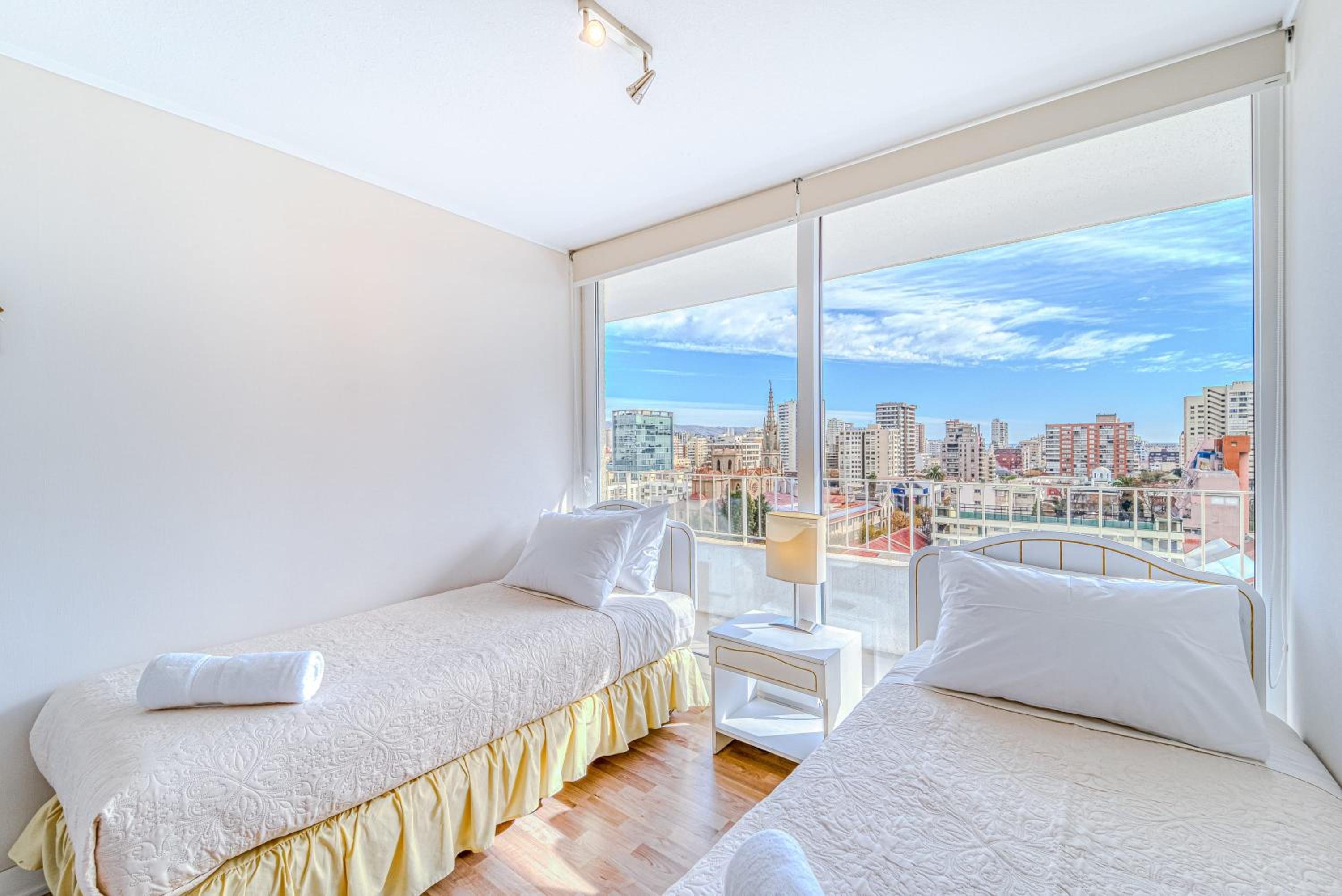 Lovely Vina 2D city views and Parking