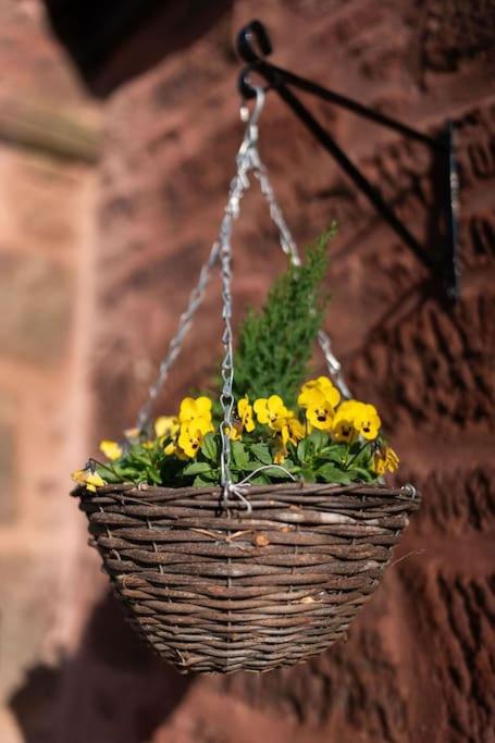 Easter Cottage -4 Bed Converted Barn Cottage view 3