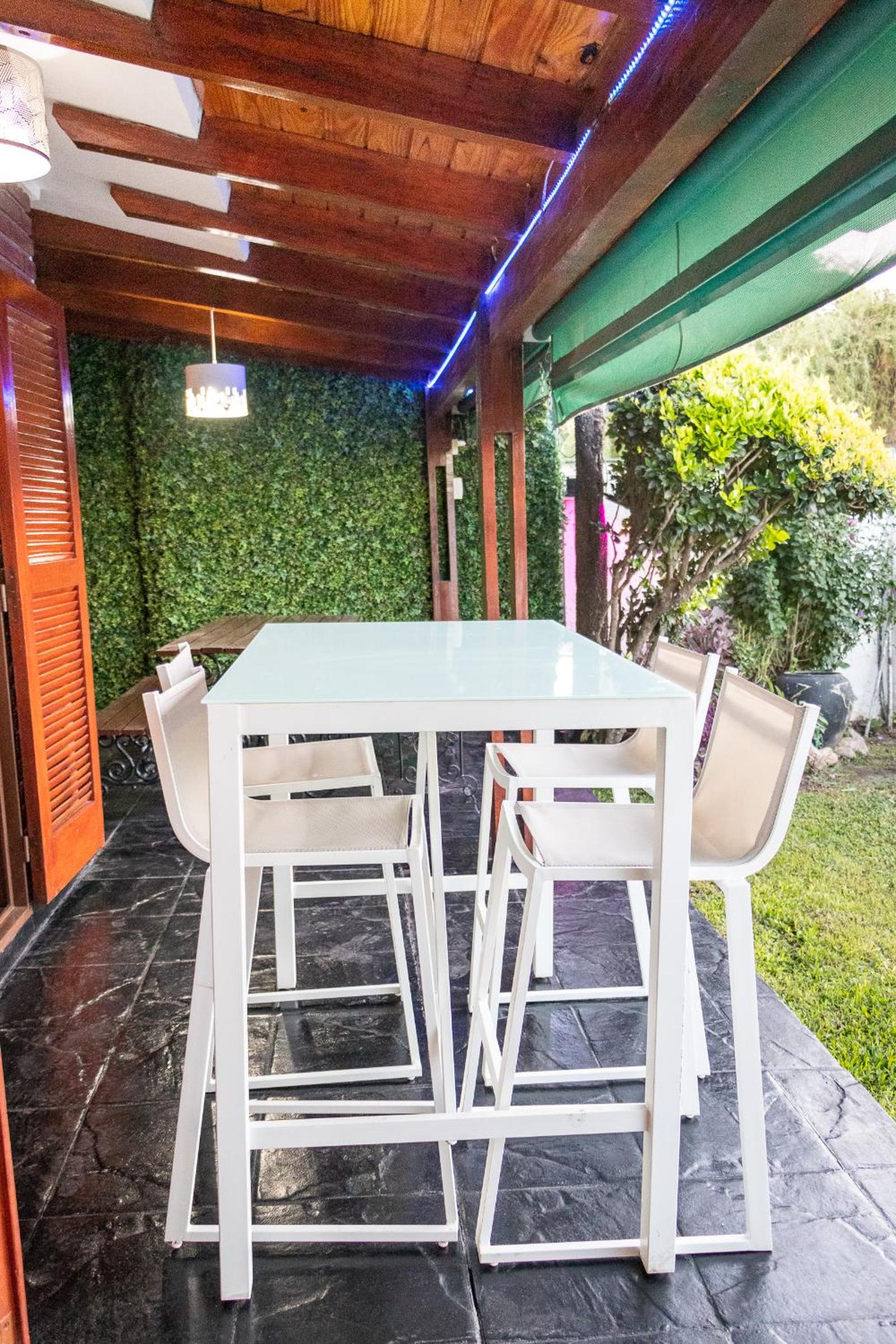 Casa con pileta exclusiva a 3 cuadras de la costanera Villa Carlos Paz IG alquilervillacarlospaz