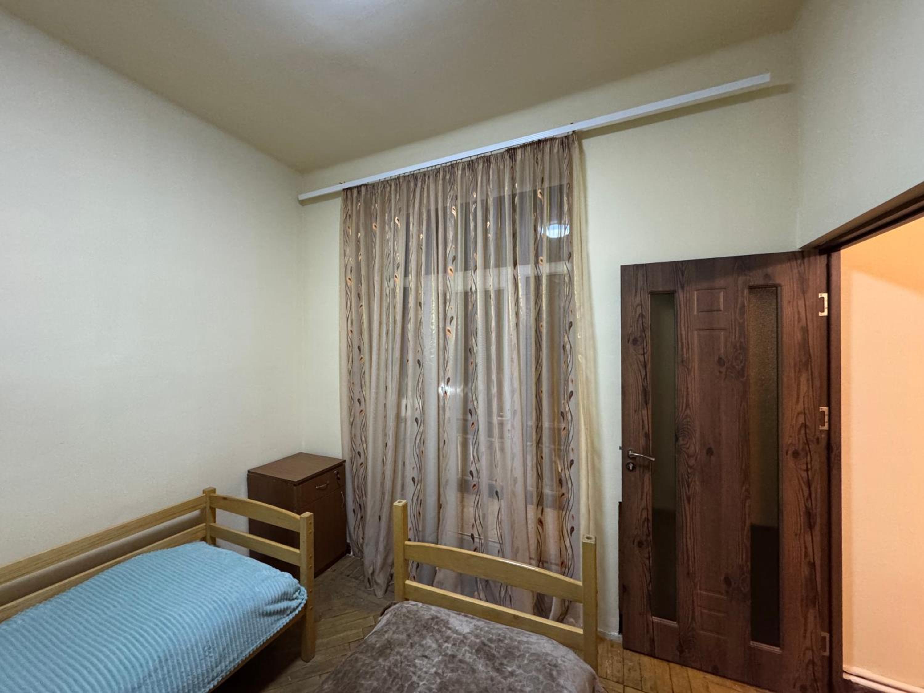 Apartments on Paronyan 15