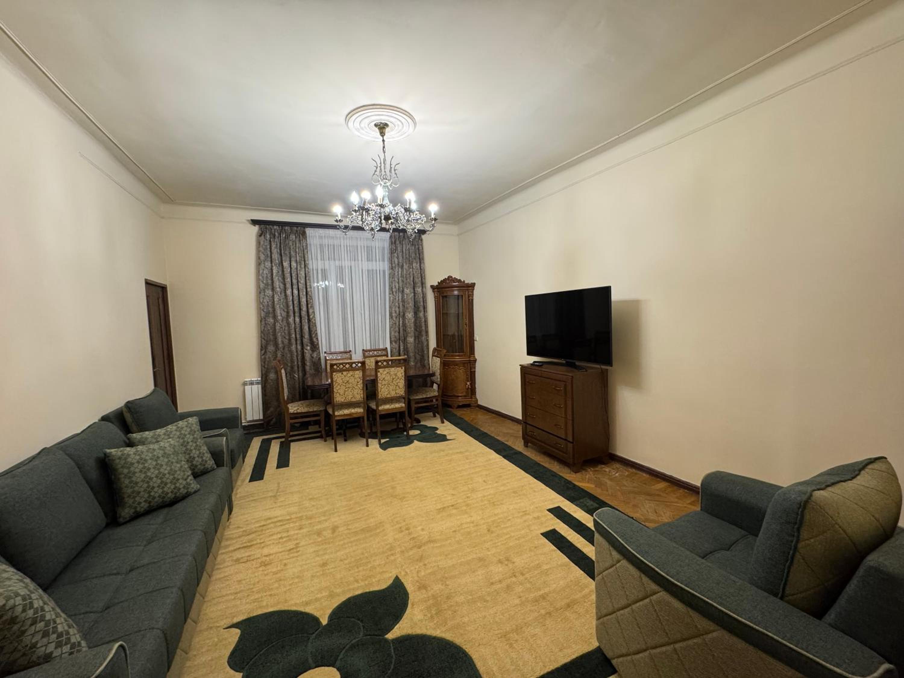Apartments on Paronyan 15