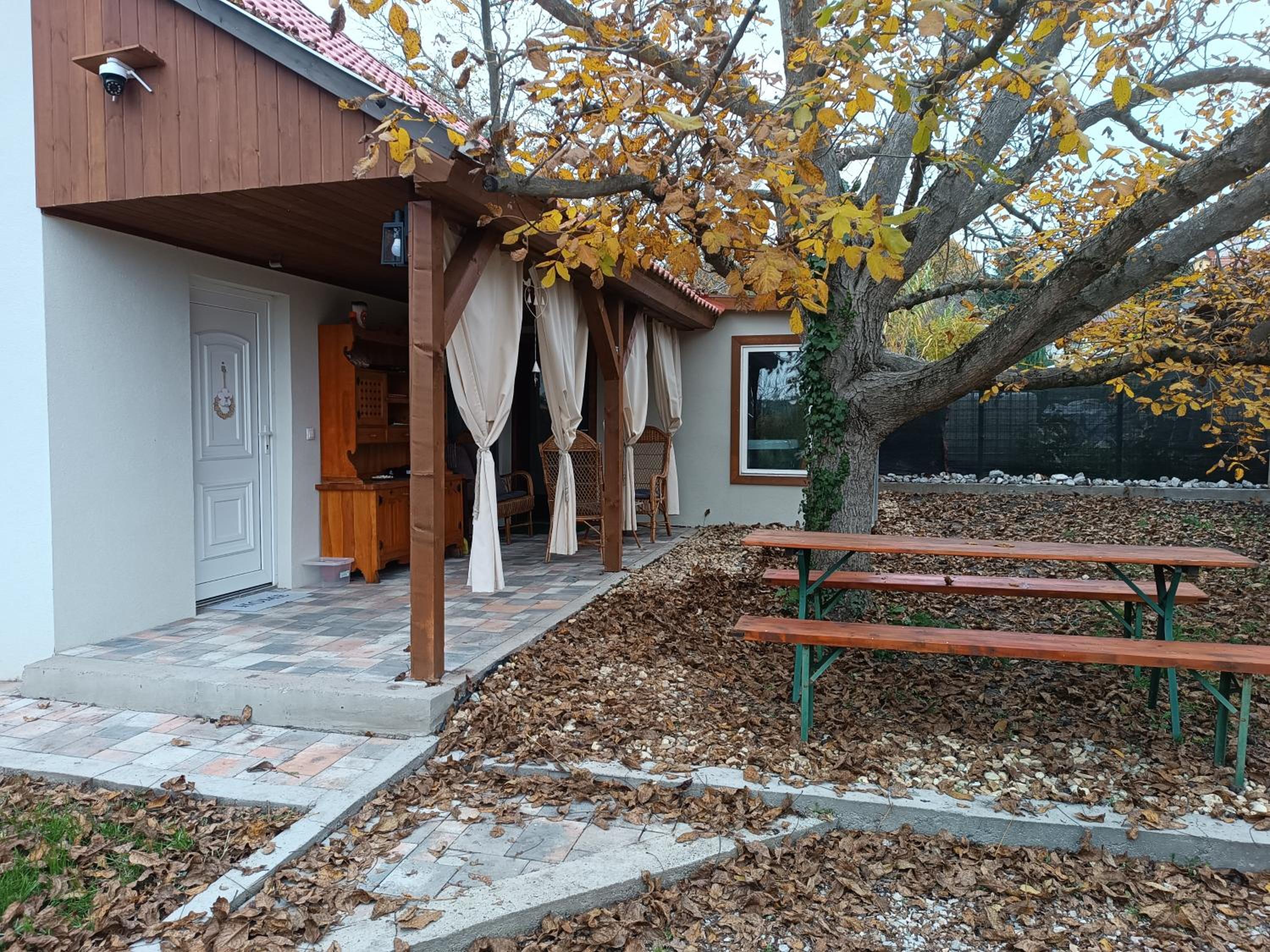 Eco-Wood Home