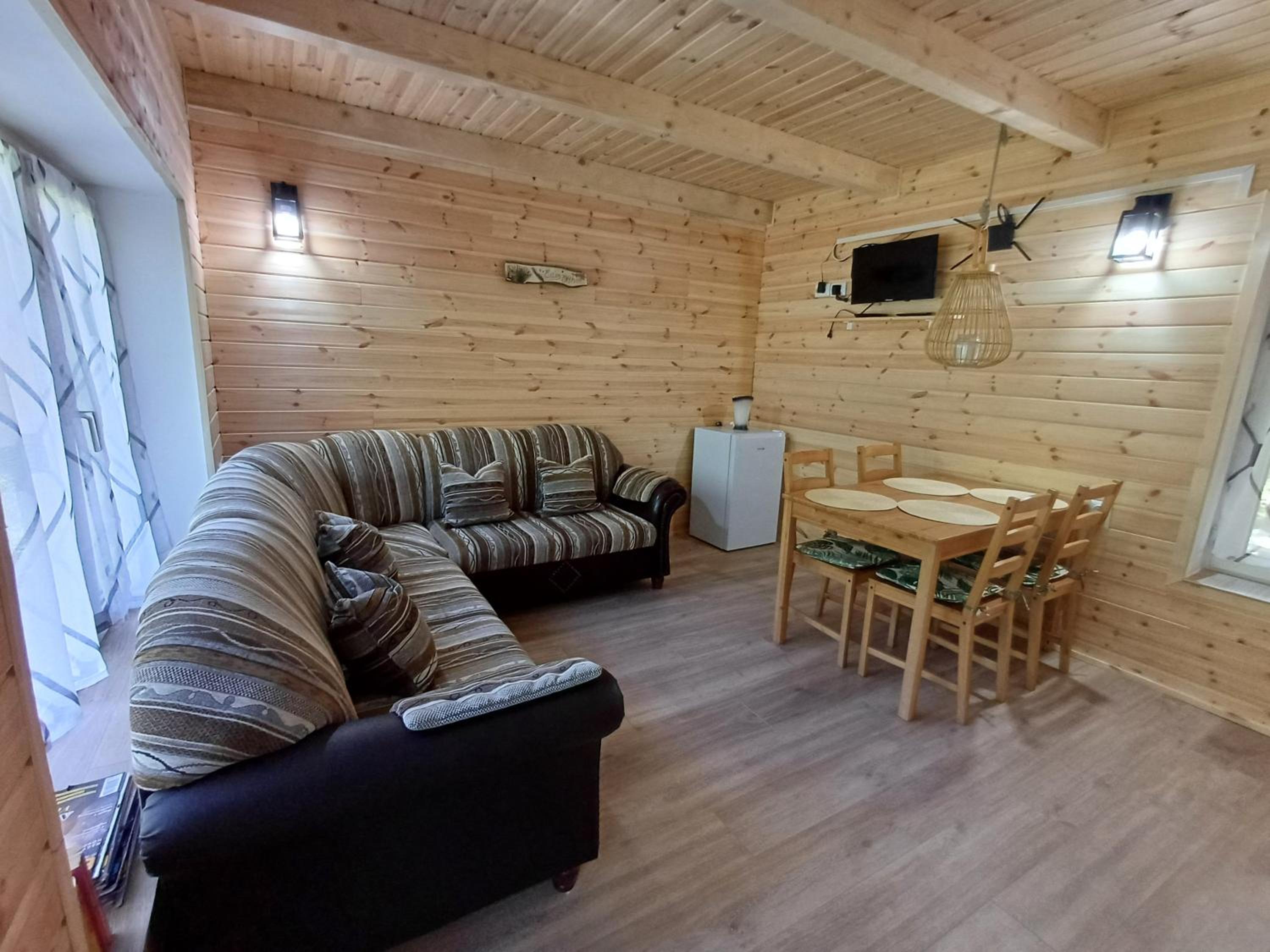 Eco-Wood Home