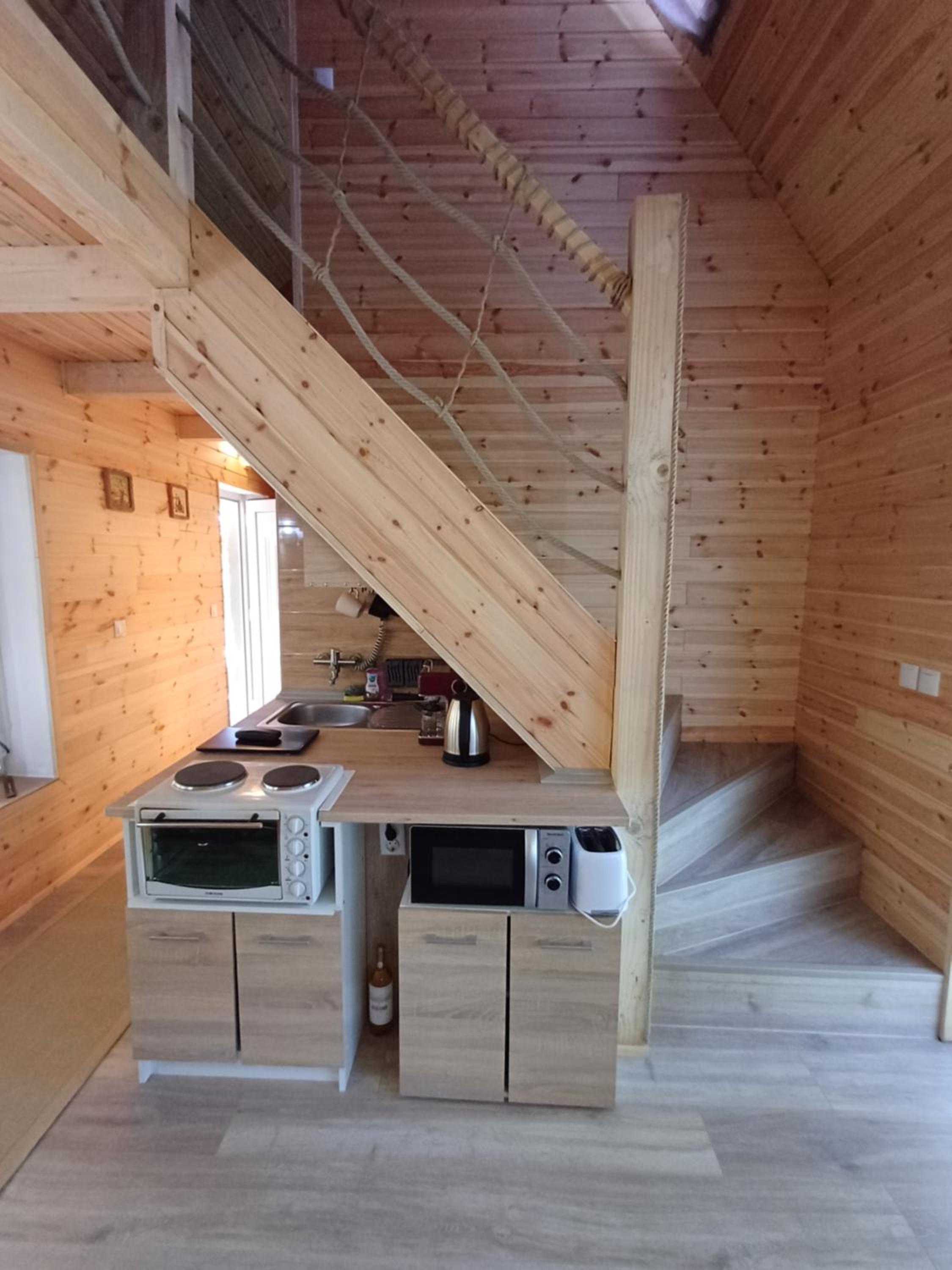 Eco-Wood Home
