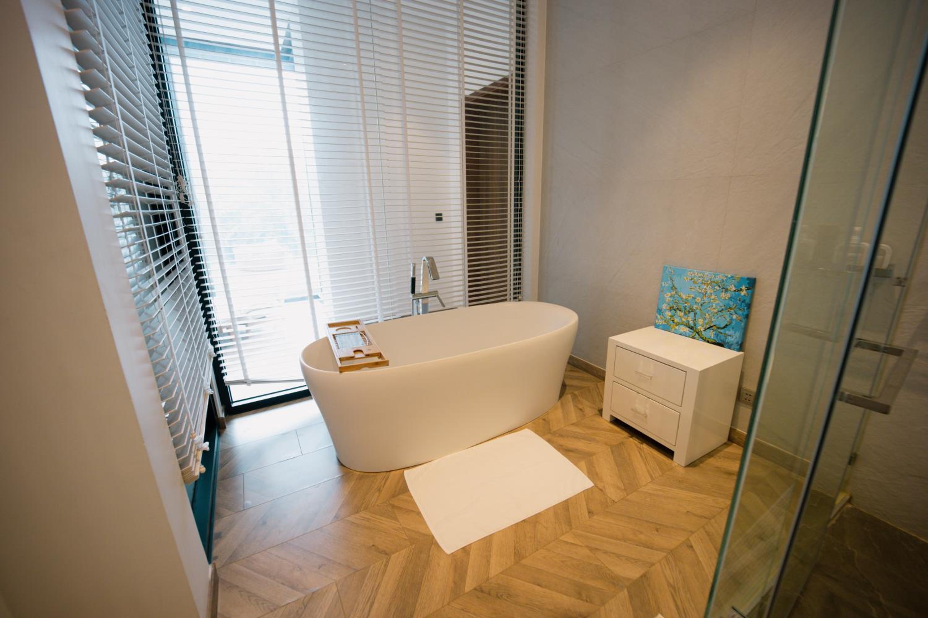 The Azure Villa W Large Pool And Outdoor Garden view 5