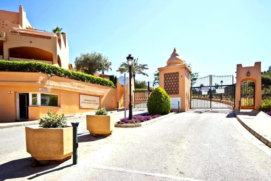 Santa Maria Golf Apartment