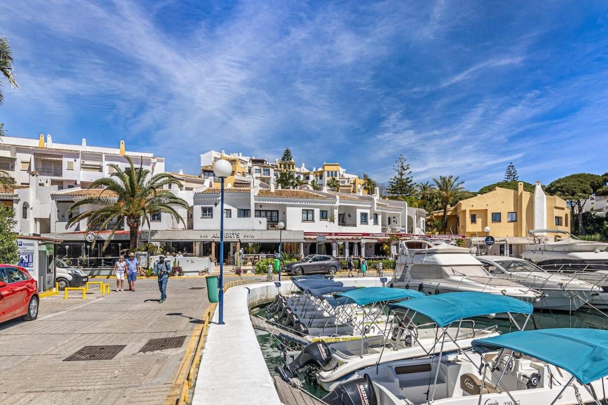 Ap. El Deseo en Puerto de Cabopino - Marbella view 5