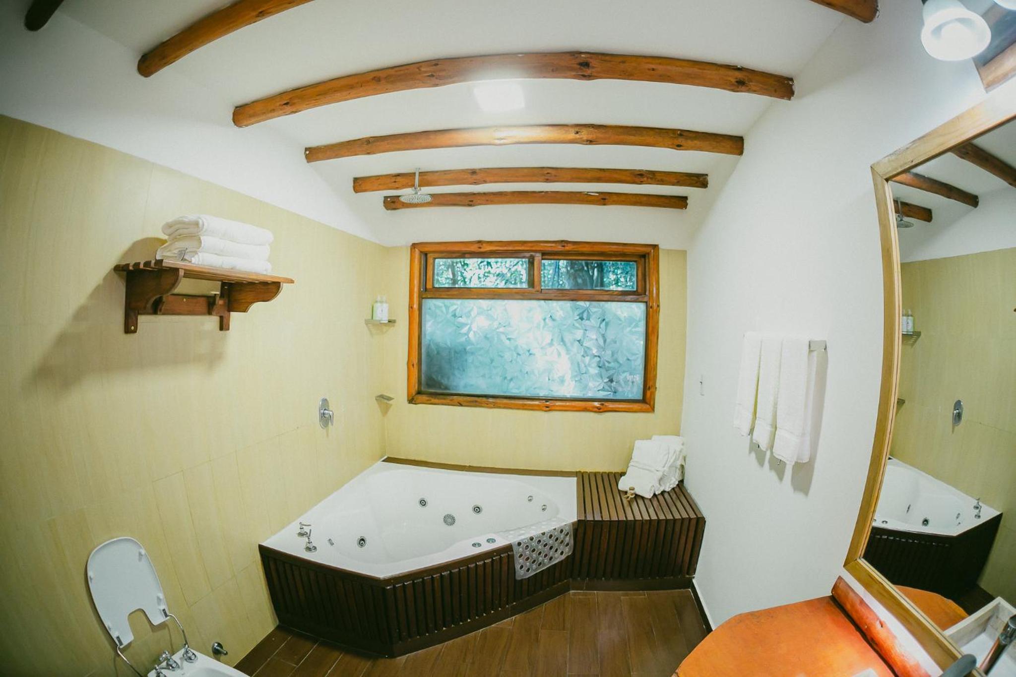 La Aldea De La Selva Lodge