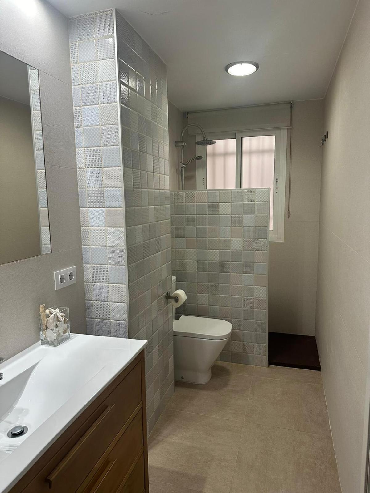2 hab 2 baños con Parking junto al Casco Histórico view 3