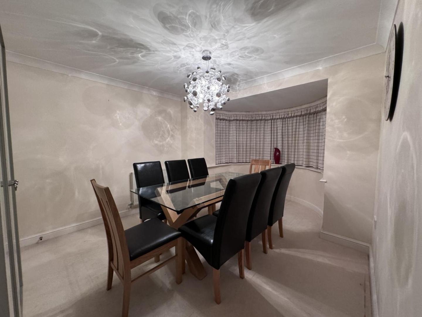 Spacious 4BD House with Character in Coventry