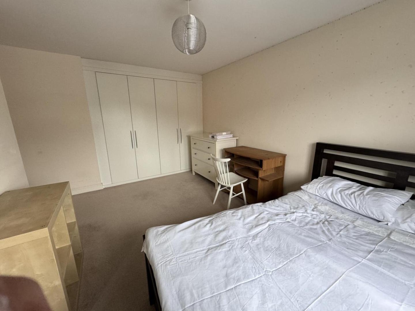 Spacious 4BD House with Character in Coventry