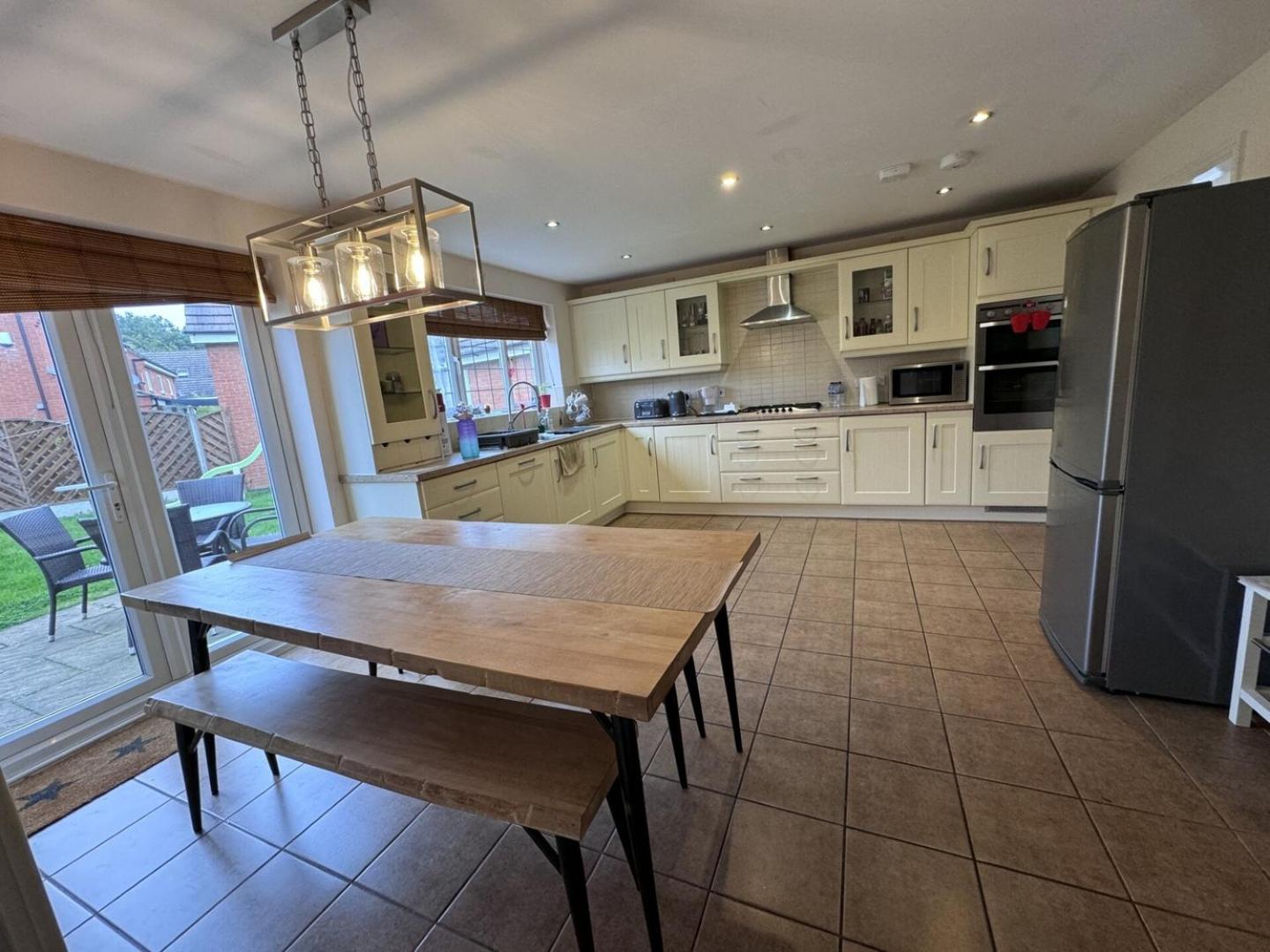 Spacious 4BD House with Character in Coventry