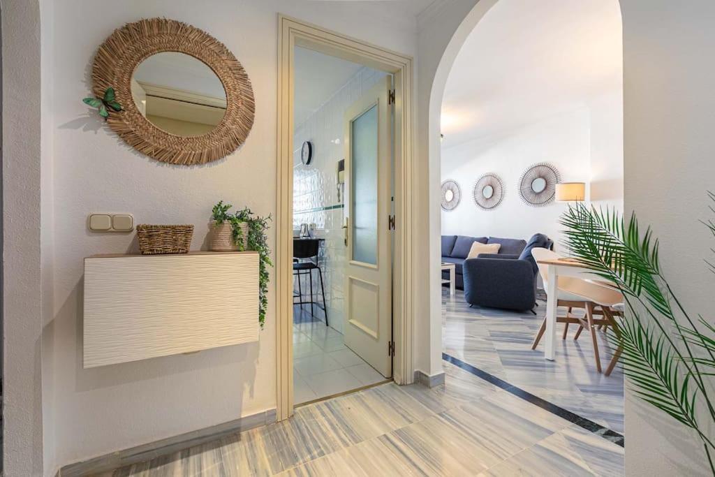 Sunny Golden Mile Apartment