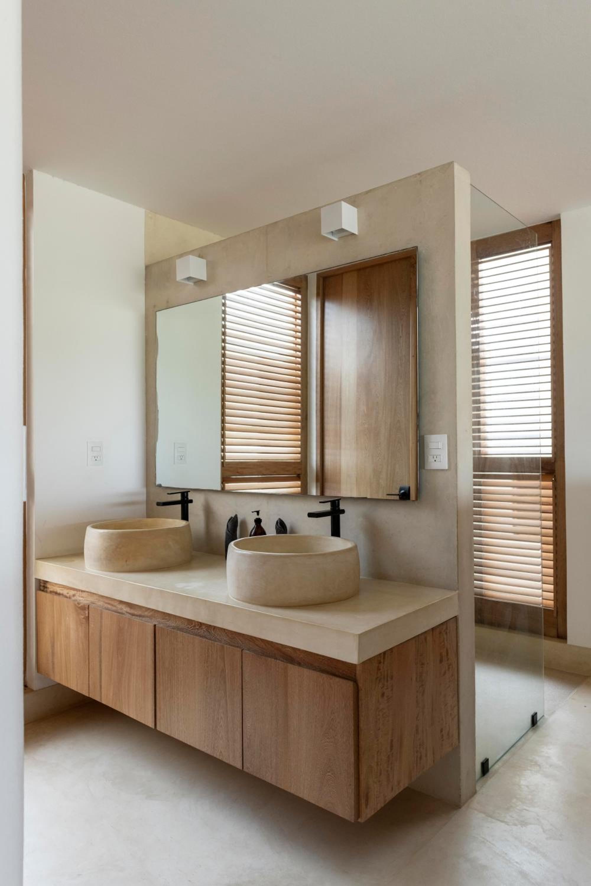 Casa Guia - La Flia Beach House Luxury view 3