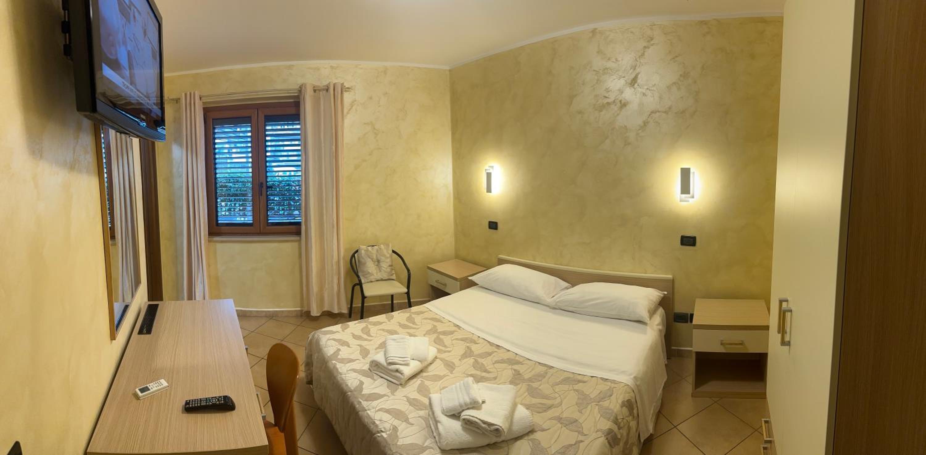 hotel room