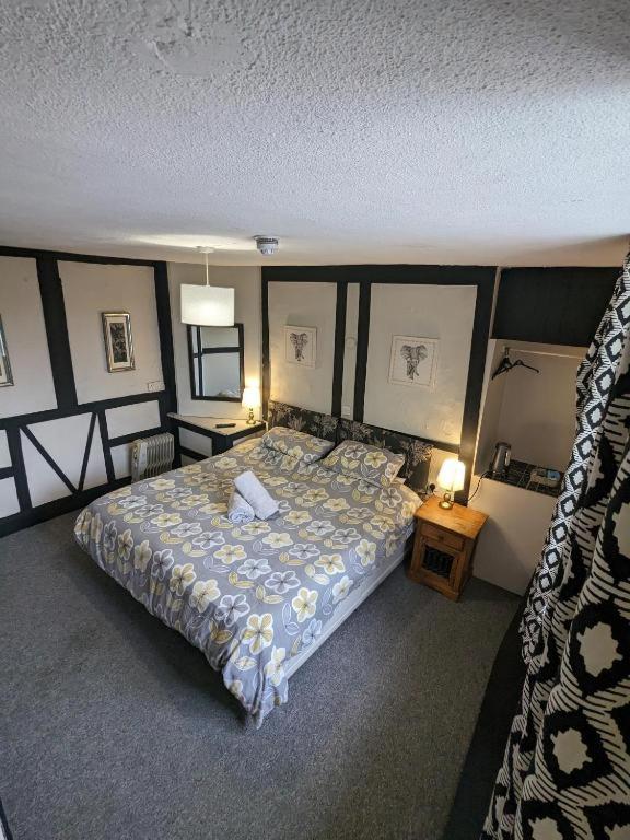 Prestleigh Inn