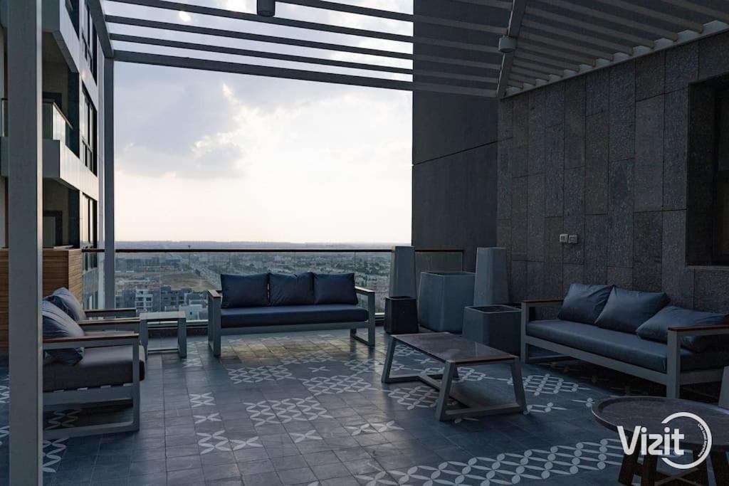 VIZIT 2BR in Aeon Towers