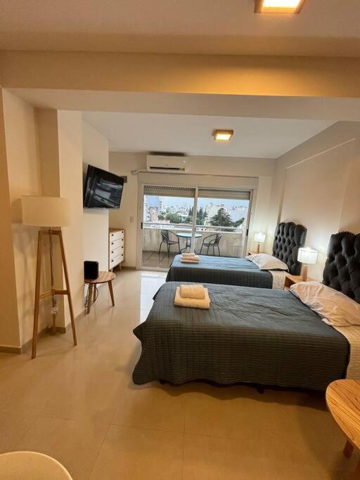Amplio Studio con terraza