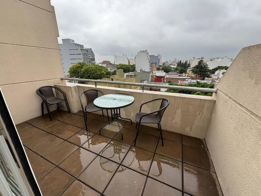 Amplio Studio con terraza