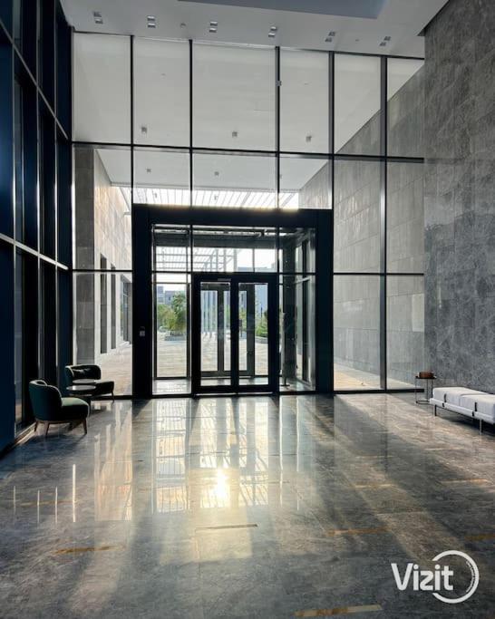 VIZIT 2BR in Aeon Towers