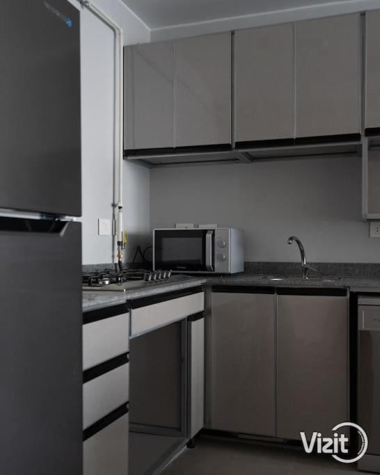 VIZIT 2BR in Aeon Towers