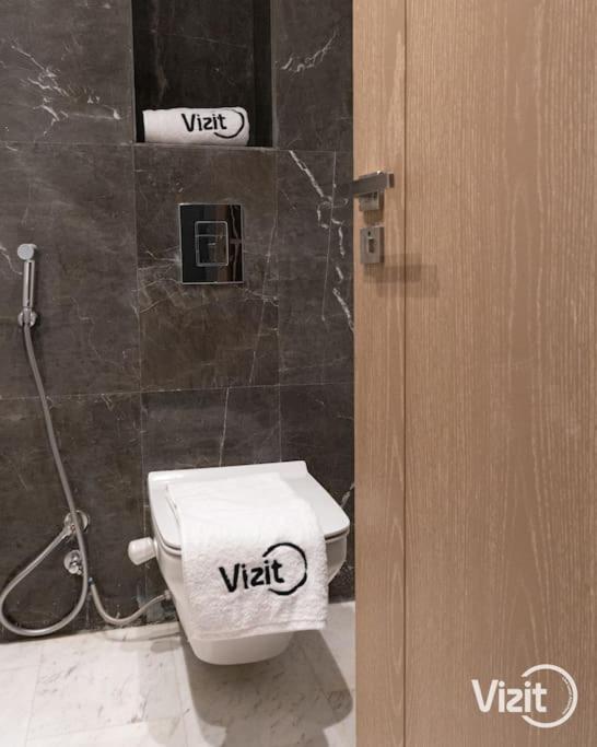 VIZIT 2BR in Aeon Towers
