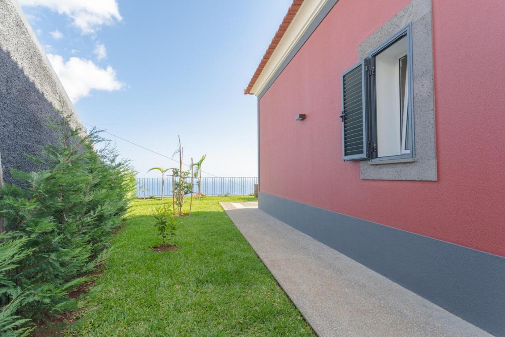 Villa Miradouro da Baleia (Heated Pool optional)