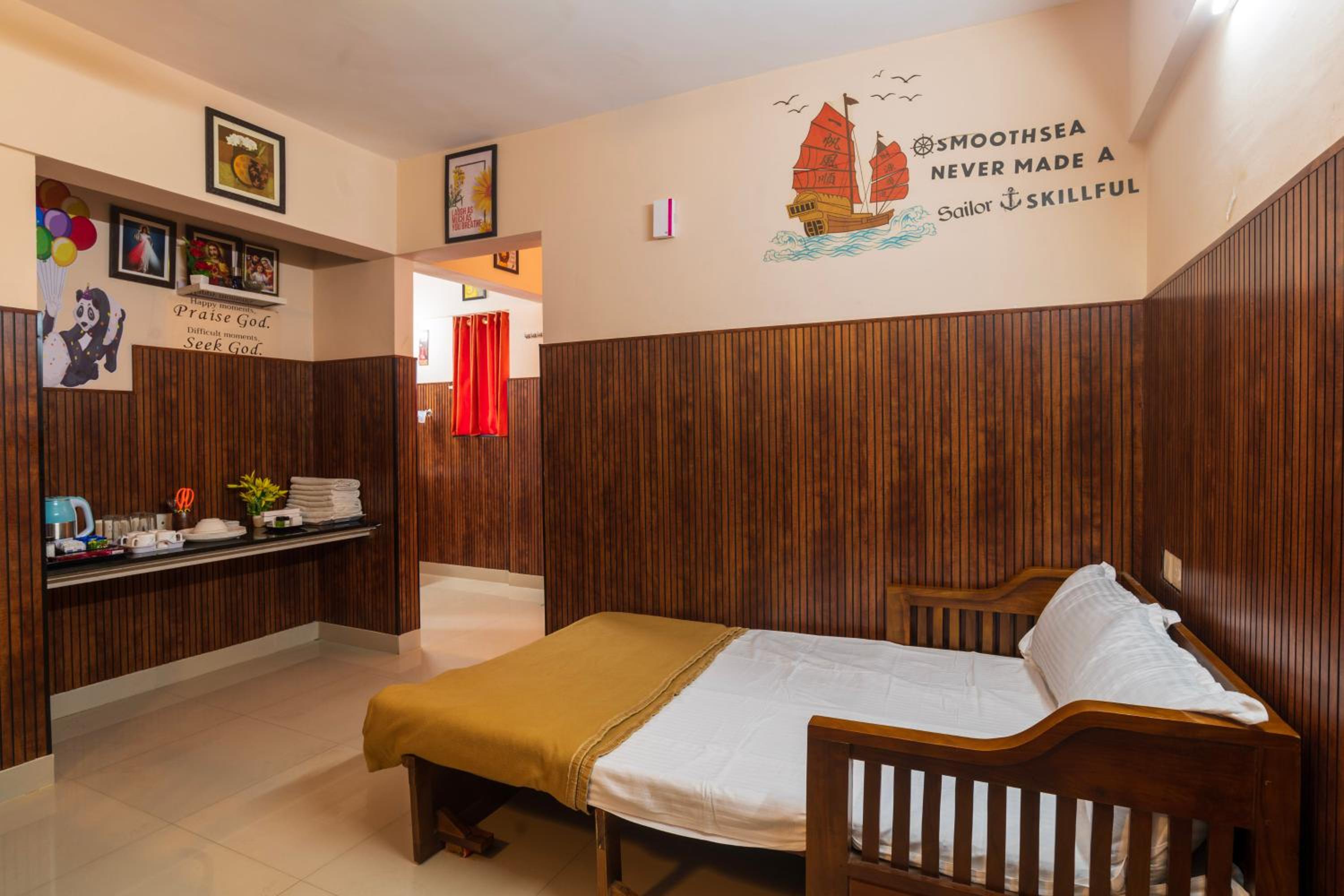 Mayflower Airport Launge -Free Pickup Or Drop to Cochin Airport view 3