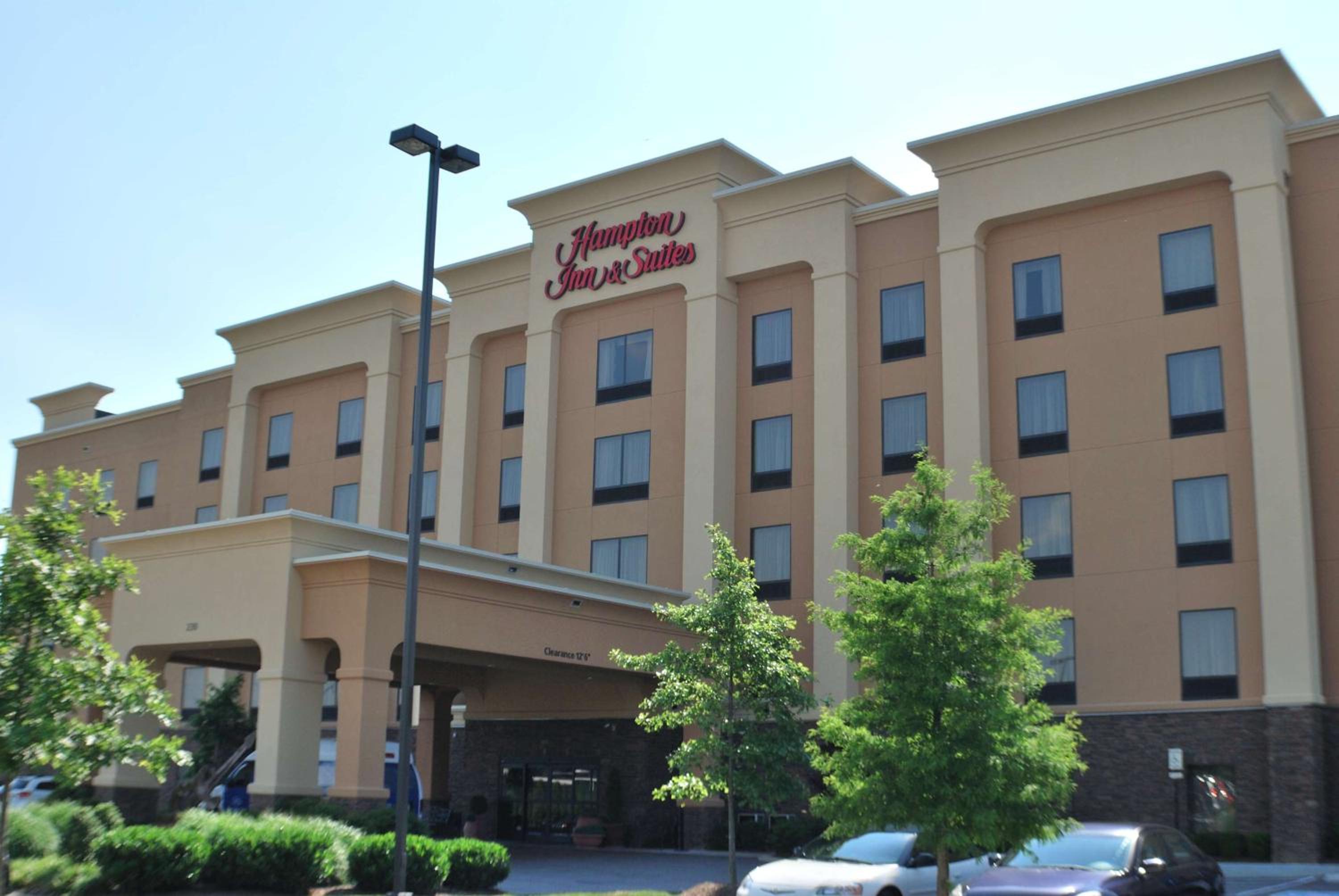 Hotel Hampton Inn & Suites Nashville at Opryland - Image 1