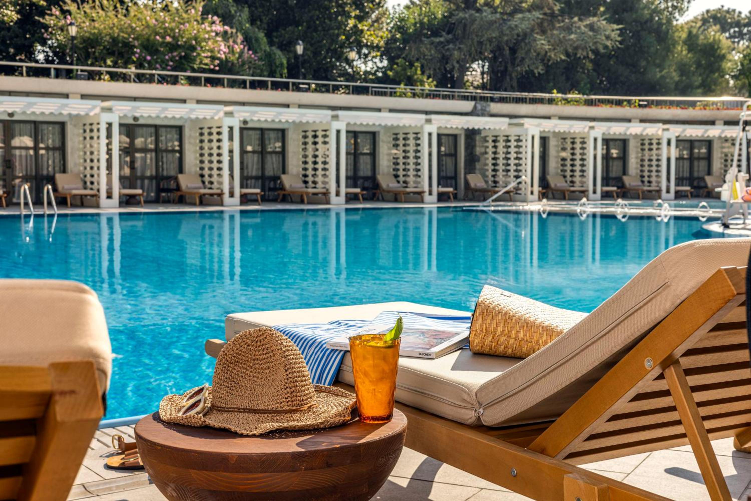 Hilton Istanbul Bosphorus - Image 24