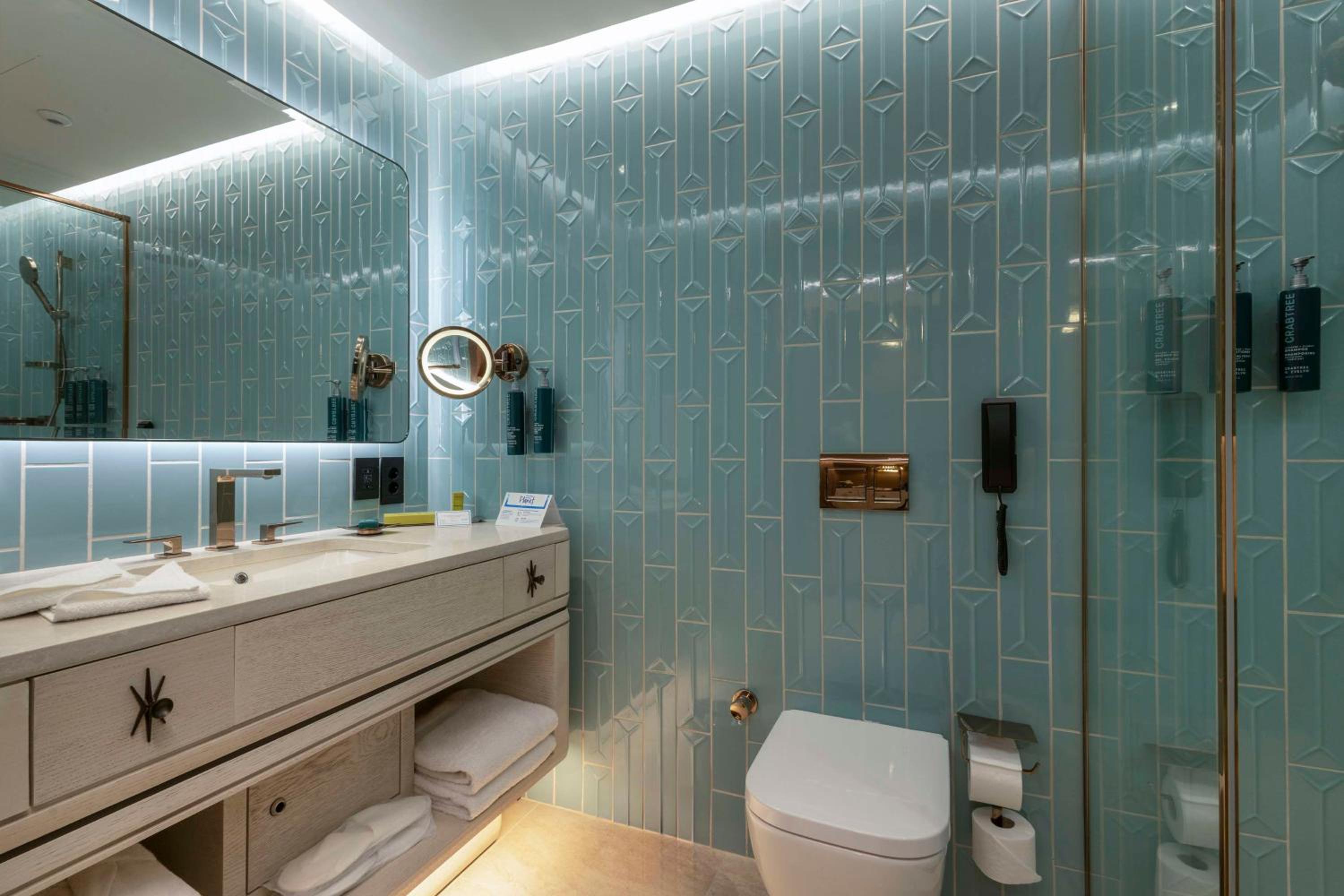 Hilton Istanbul Bosphorus - Image 47