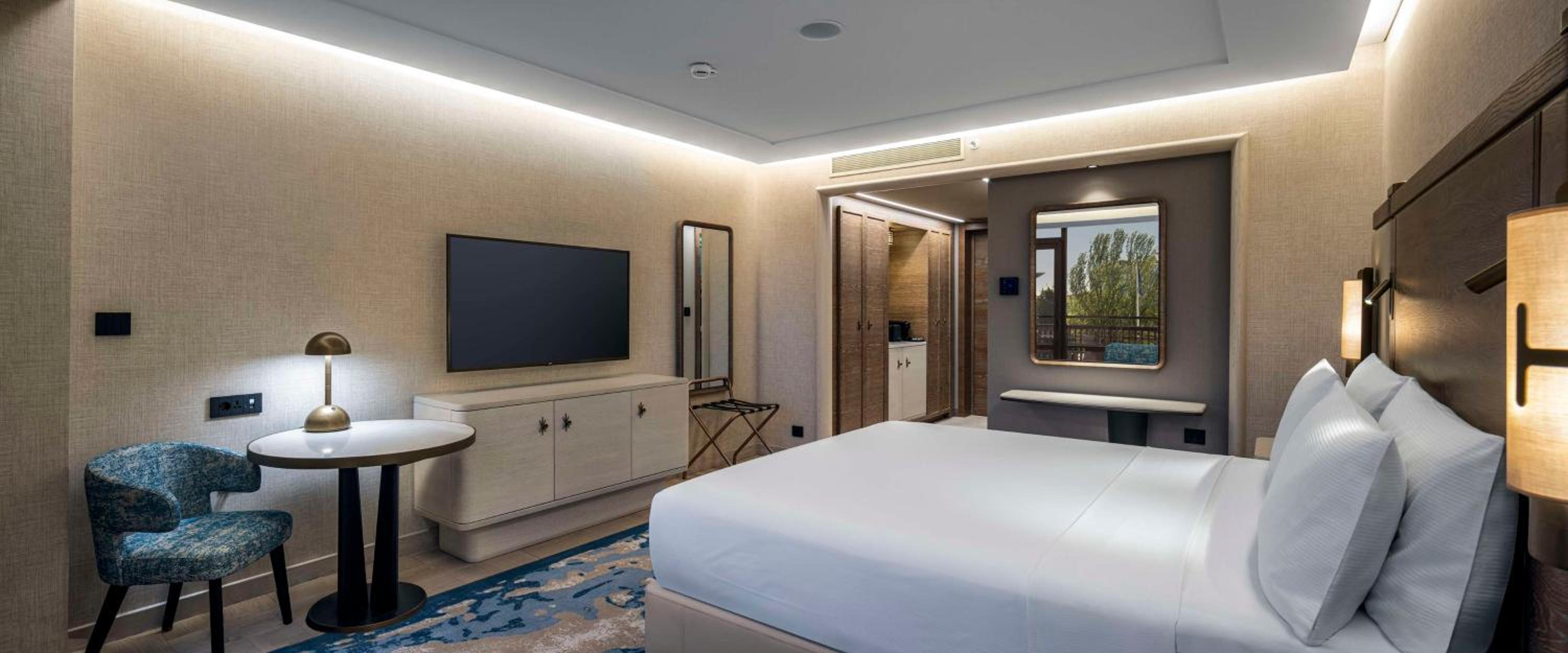 Hilton Istanbul Bosphorus - Image 58