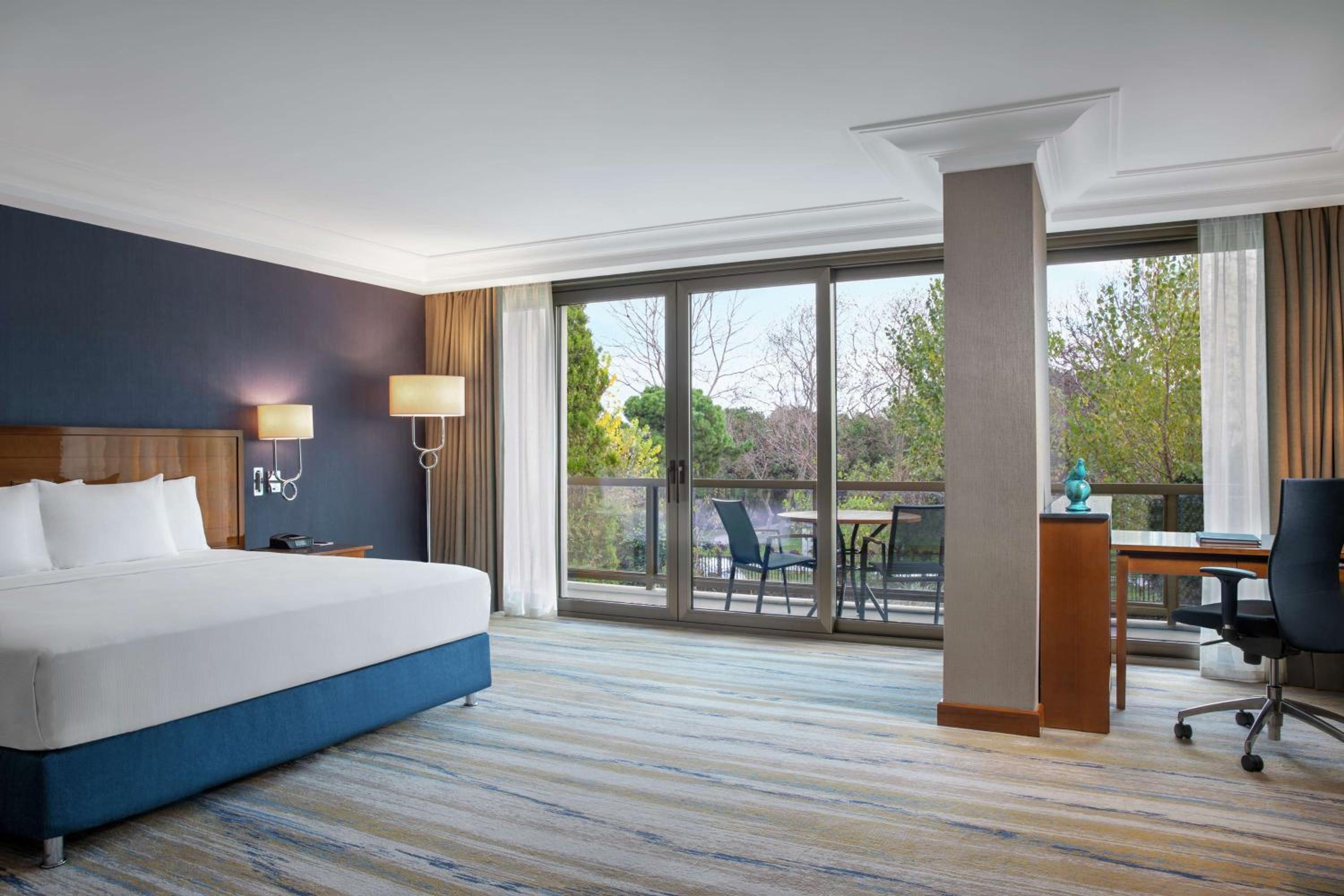 Hilton Istanbul Bosphorus - Image 64