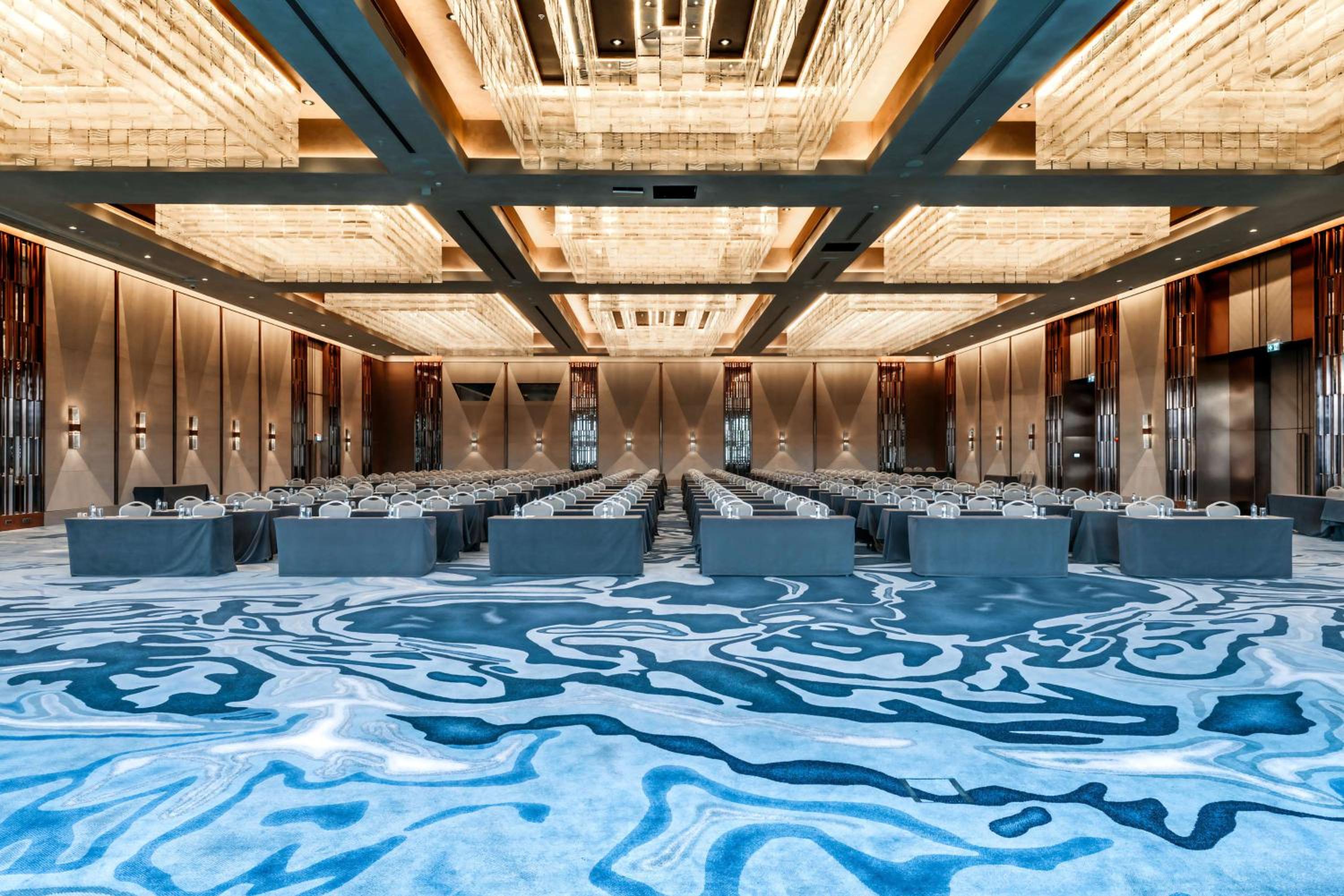 Hilton Istanbul Bosphorus - Image 79