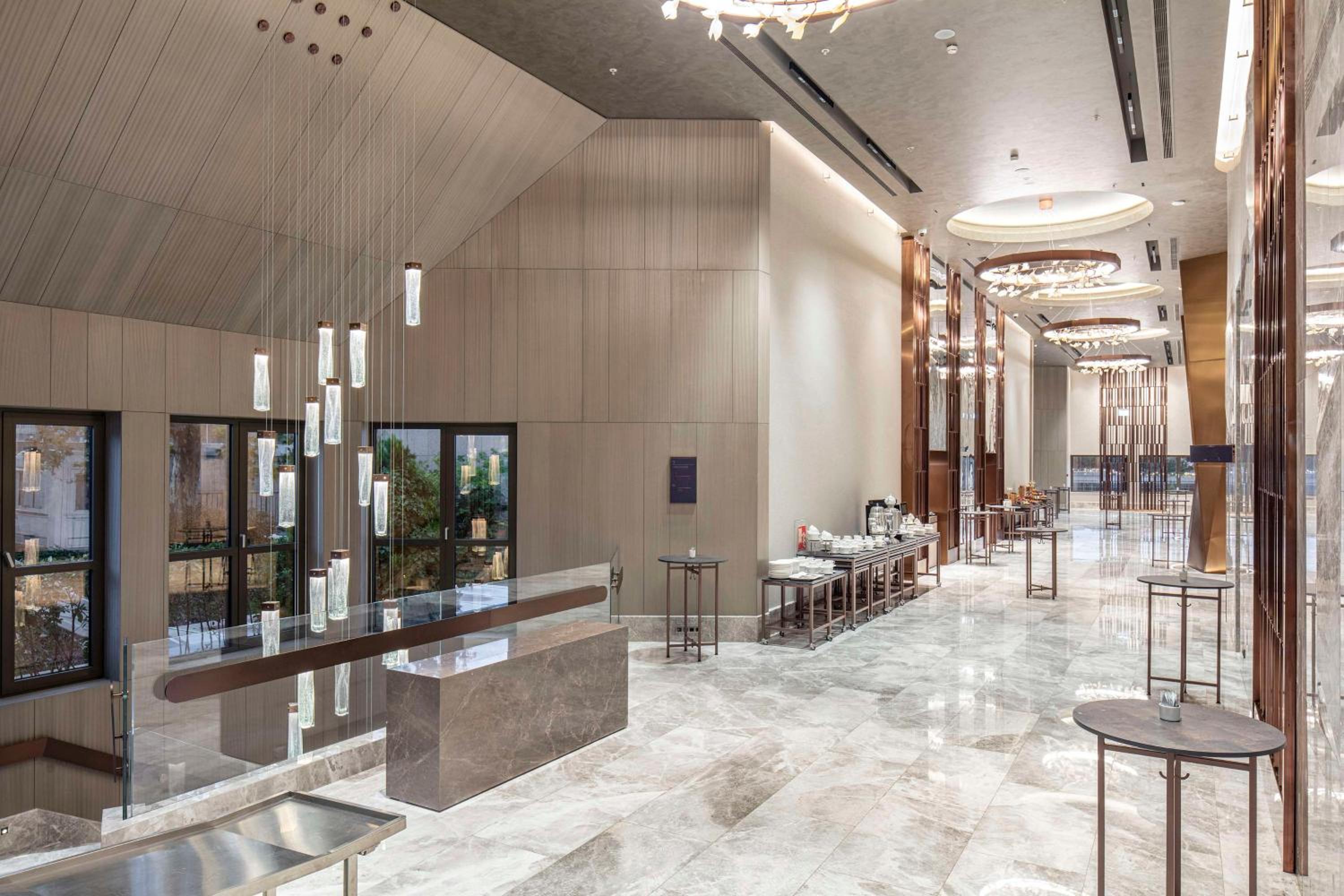 Hilton Istanbul Bosphorus - Image 80