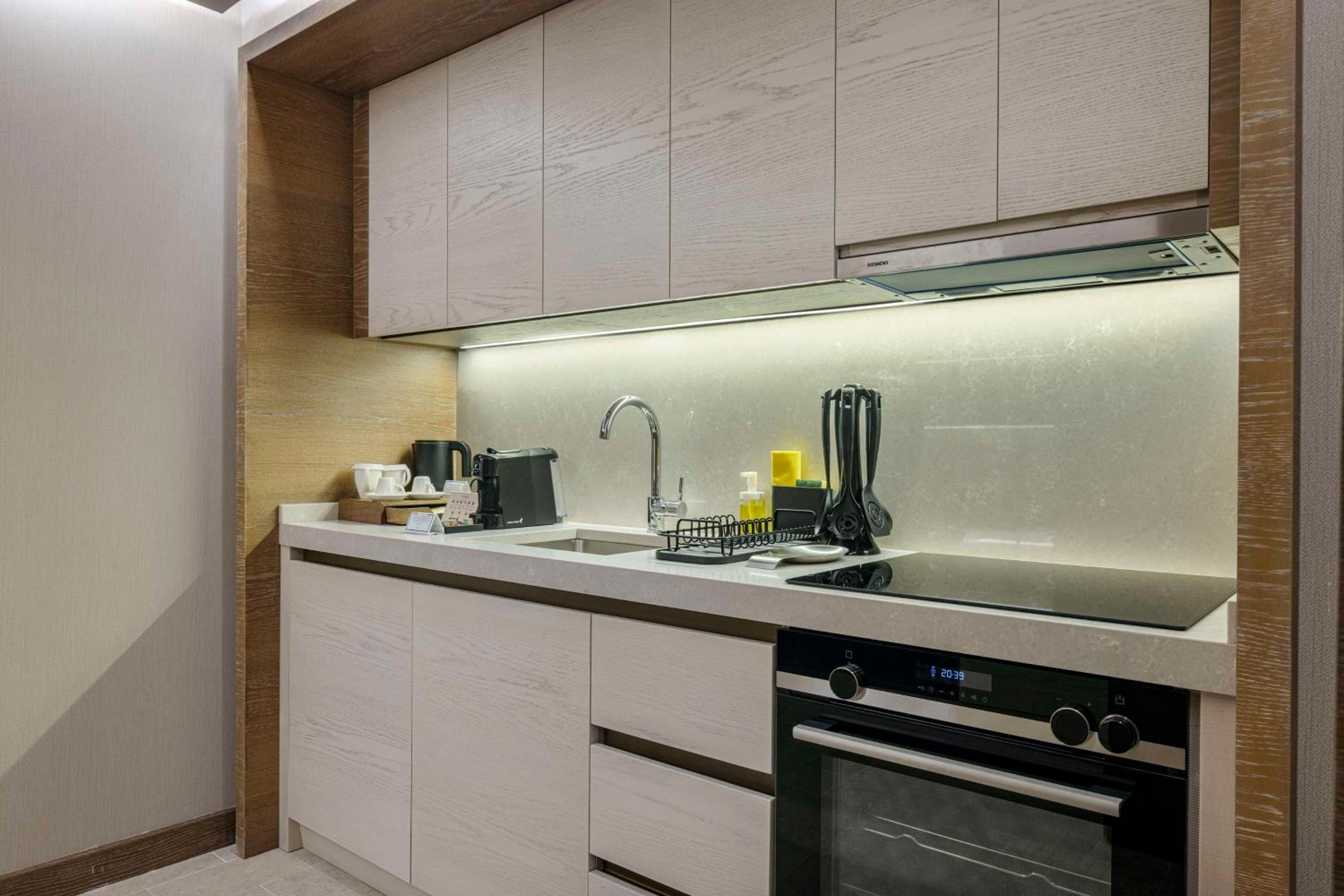Hilton Istanbul Bosphorus - Image 130
