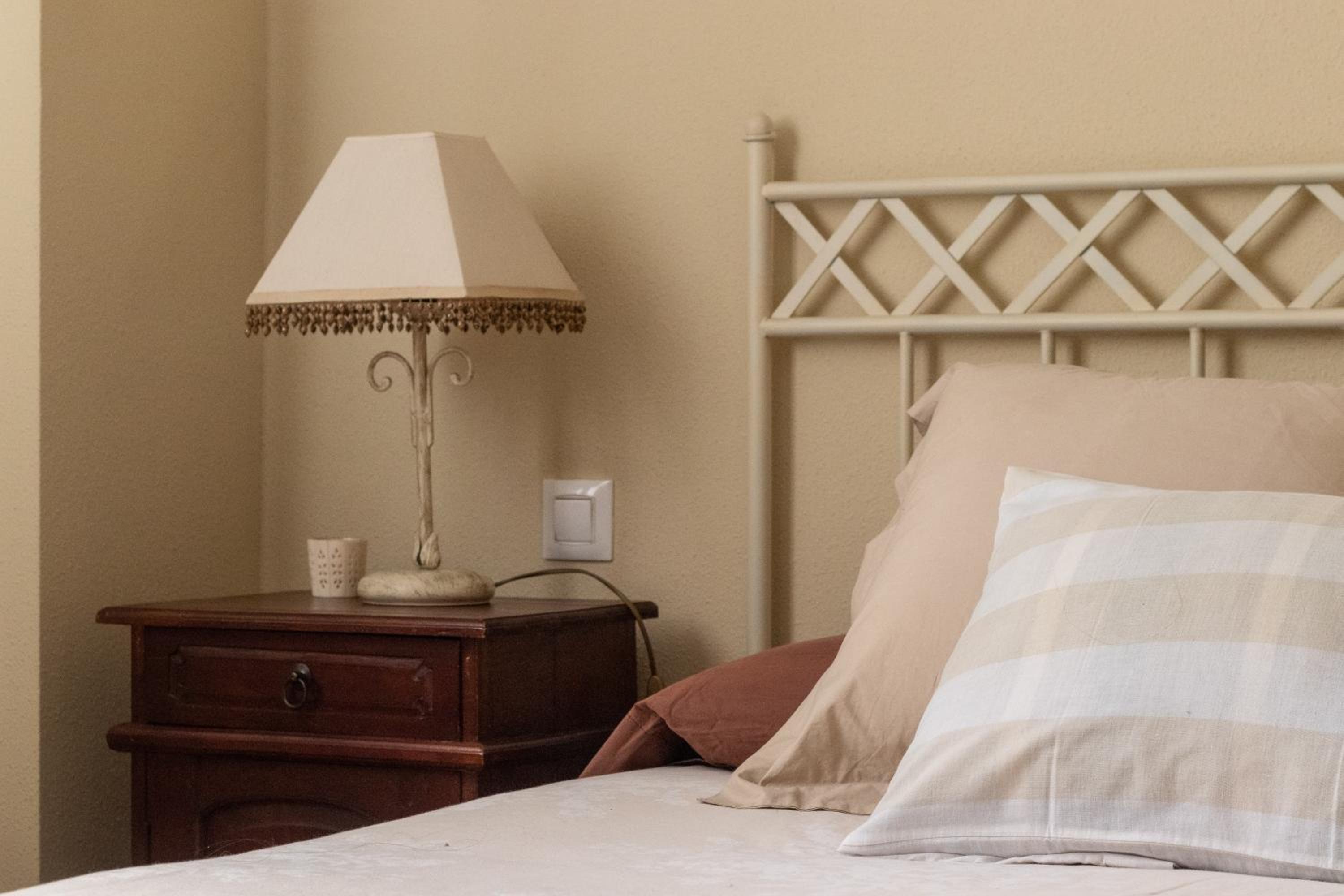 Grande luminoso, garaje, Bilbao Arena, Casco Viejo