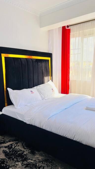 Fancy 1 Bedroom near Usiu &Trm view 4