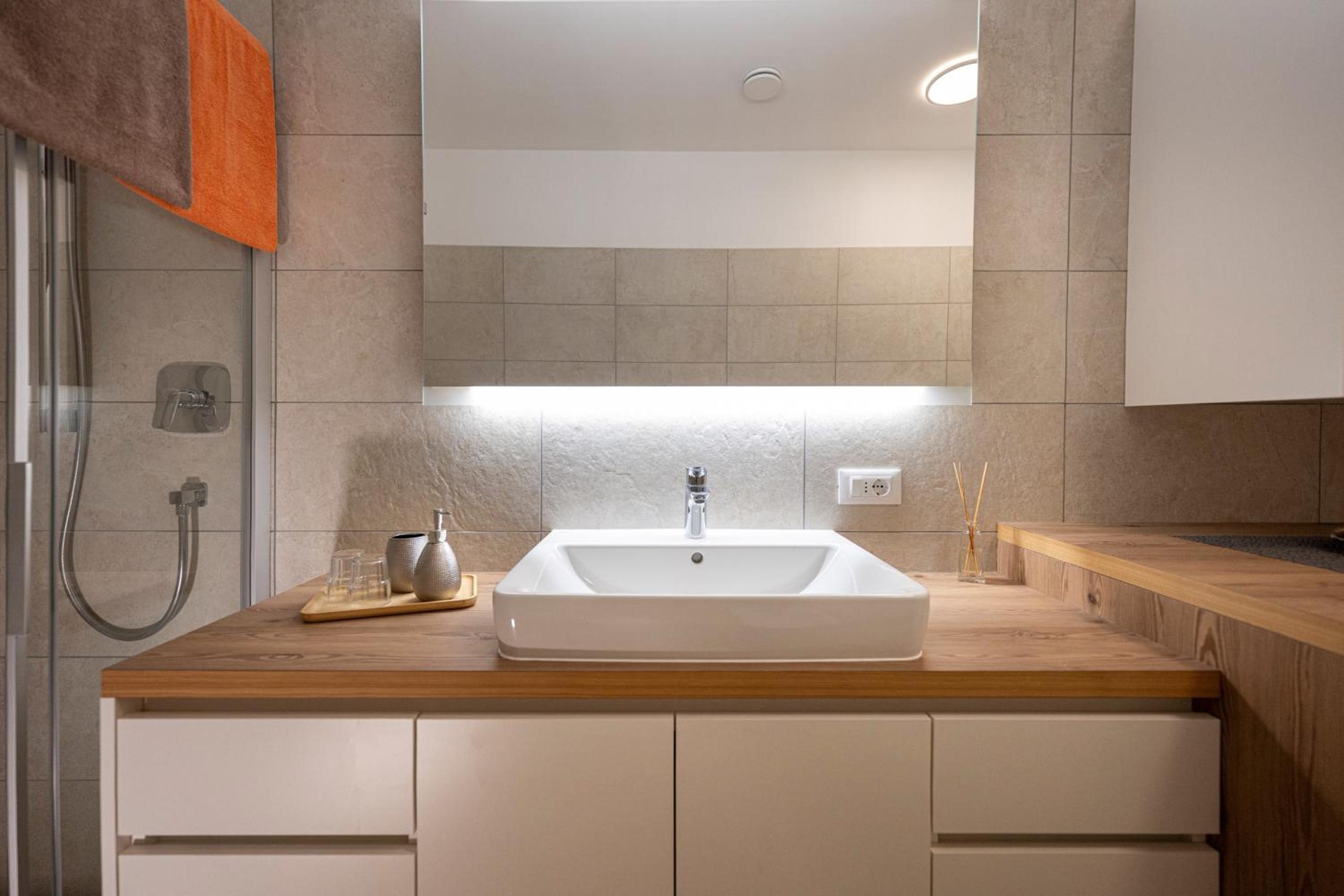 Apartments No 10 view 5