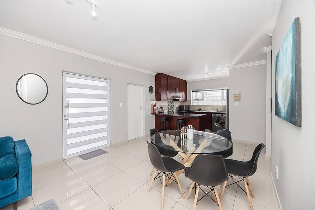3Bed 2Bath Patio Braai Garden and Garage view 4